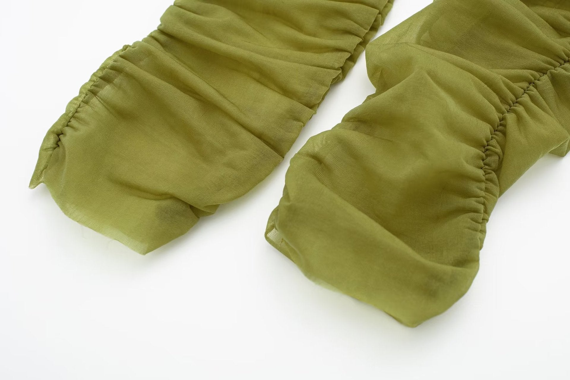 Vestido hombro asimétrico