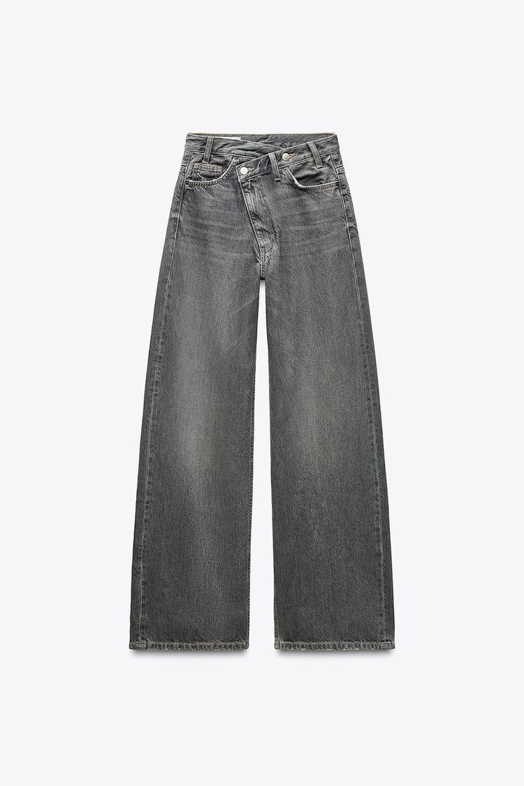 JEANS TIRO-ALTO ASIMÉTRICO