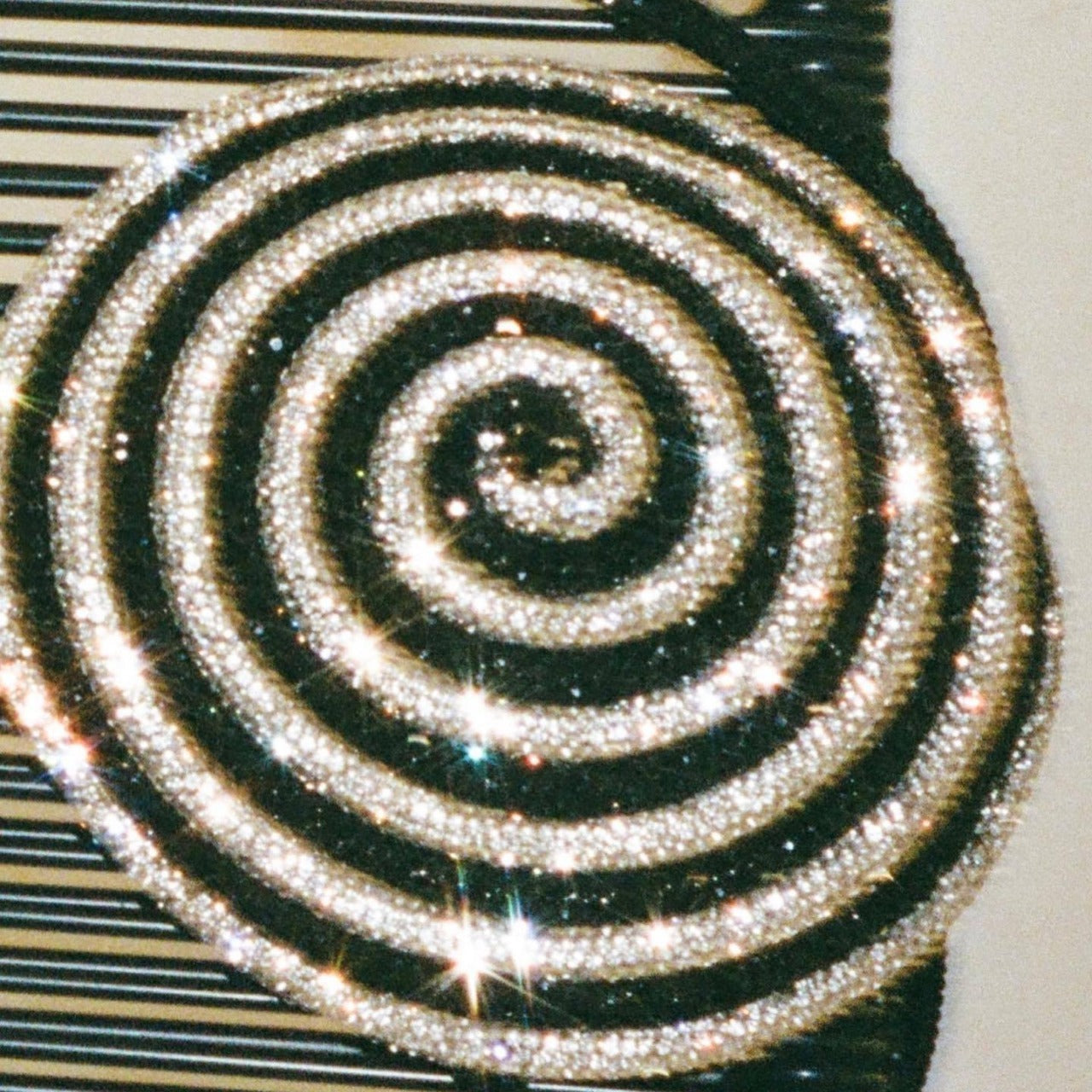 Sujetador circular diamantes