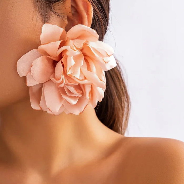 Pendiente maxi flor