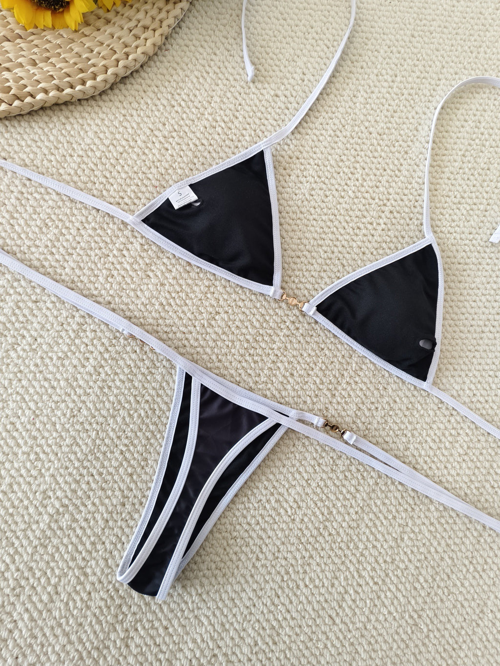 Bikini triángulo floral