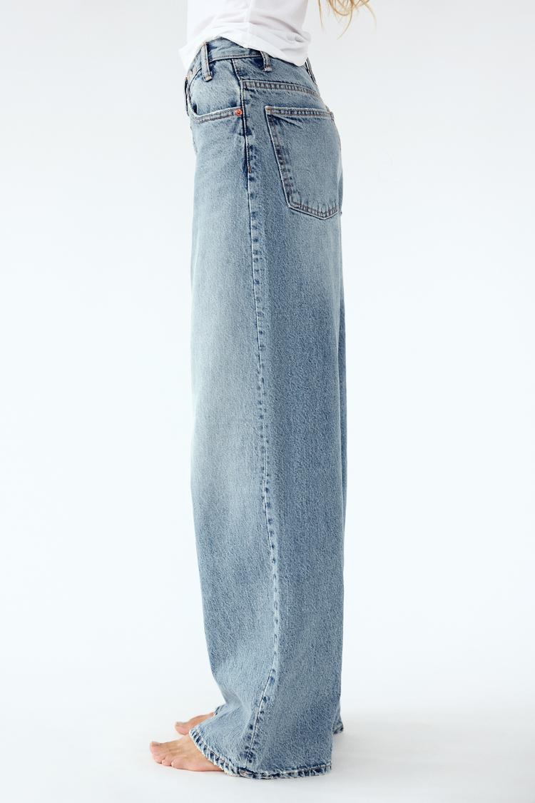 JEANS TIRO-ALTO ASIMÉTRICO