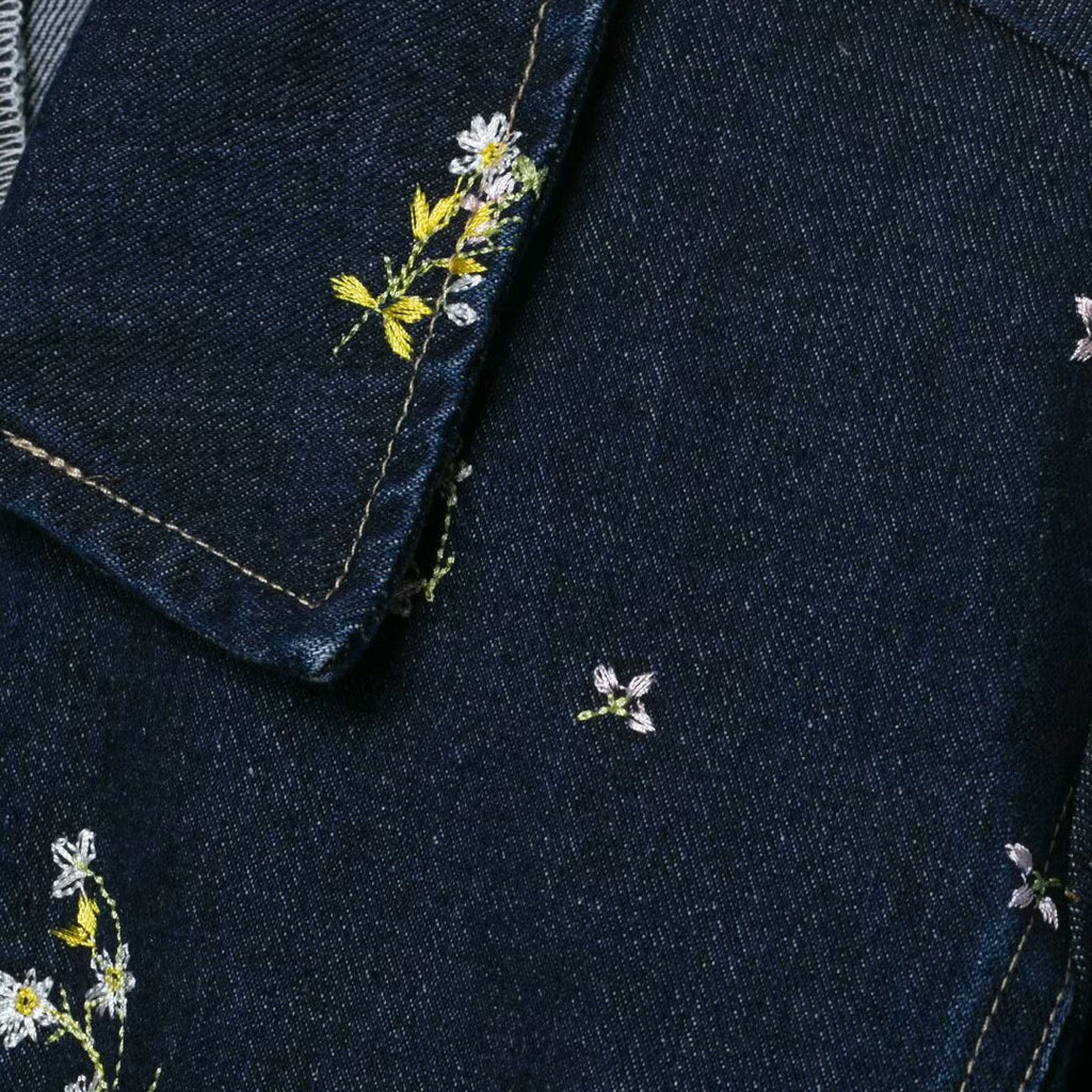CAZADORA DENIM BORDADA