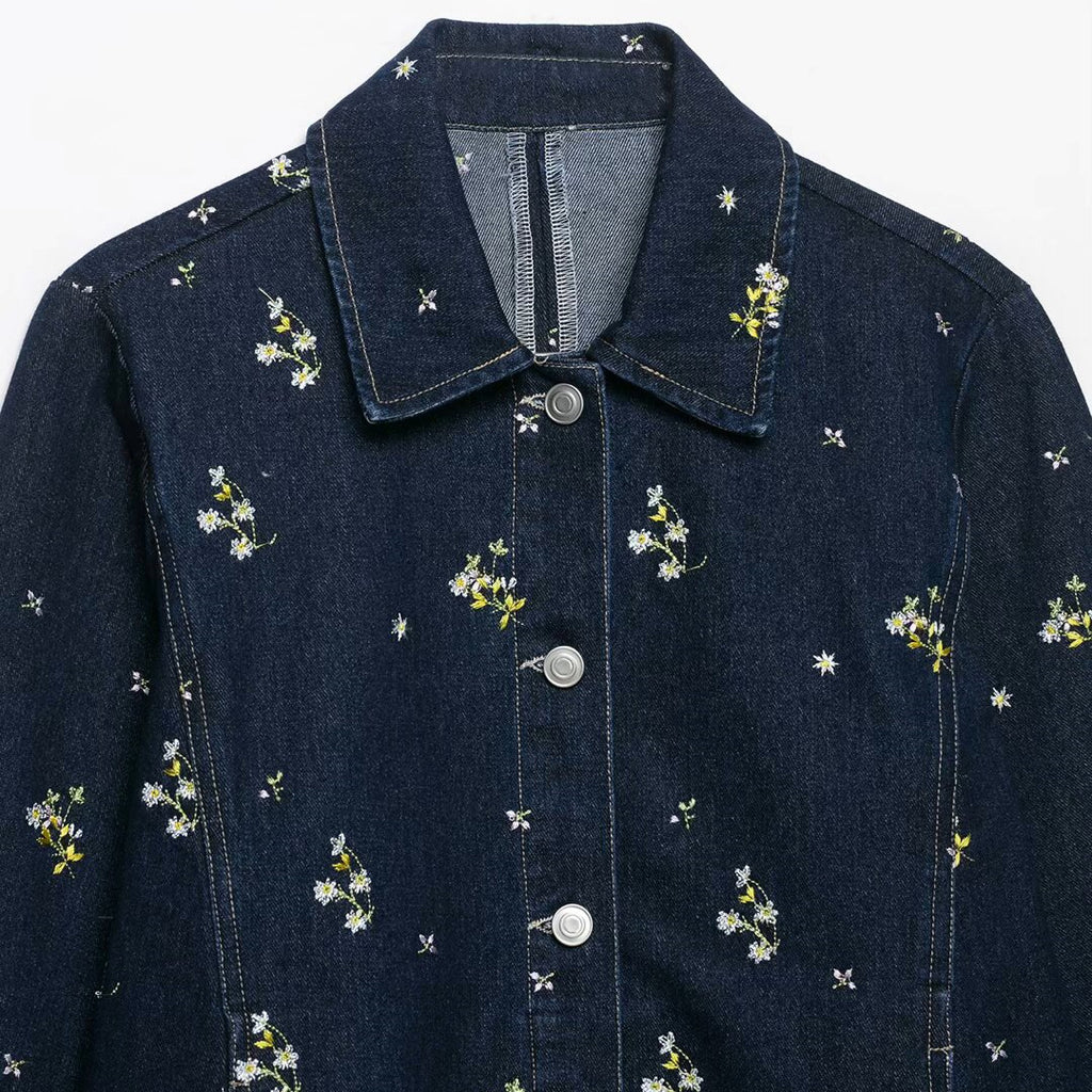 CAZADORA DENIM BORDADA