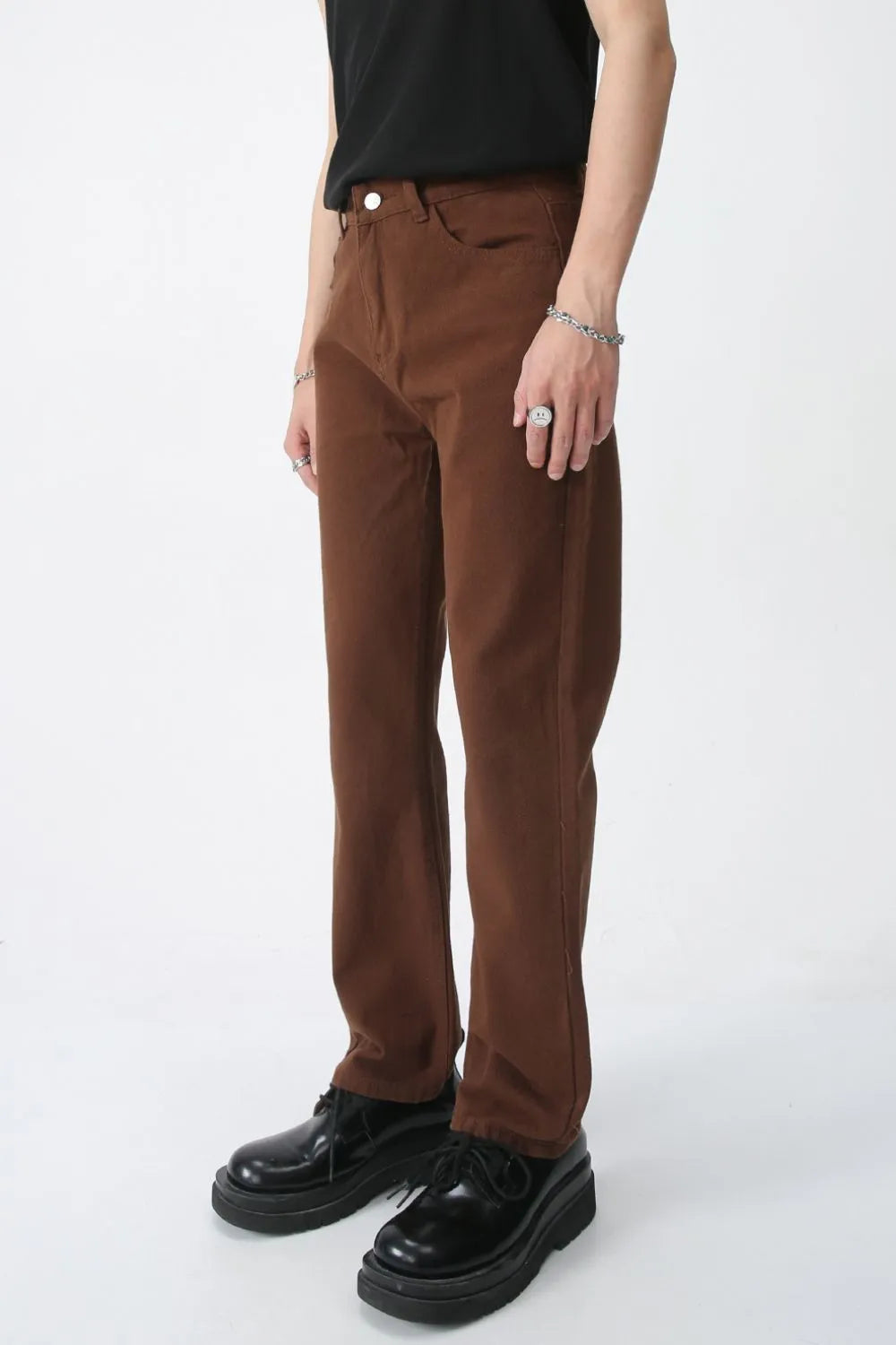 Pantalón mid-rise bolsillos