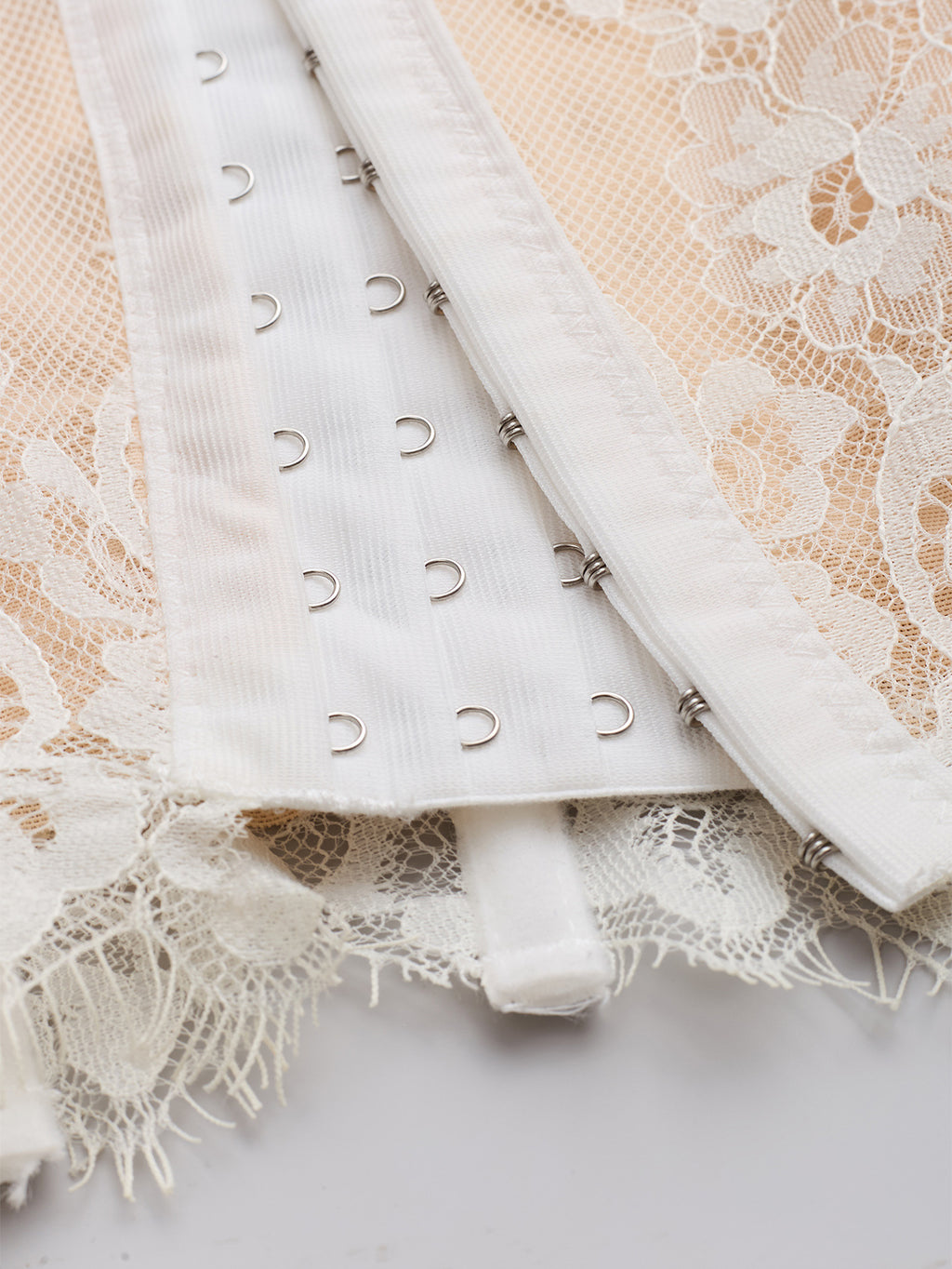 Top corsetero encaje