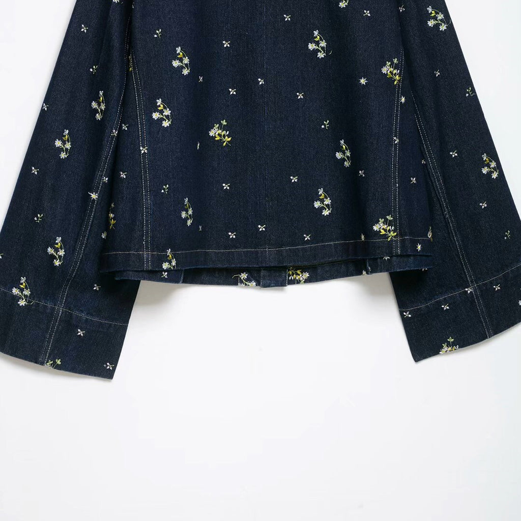 CAZADORA DENIM BORDADA