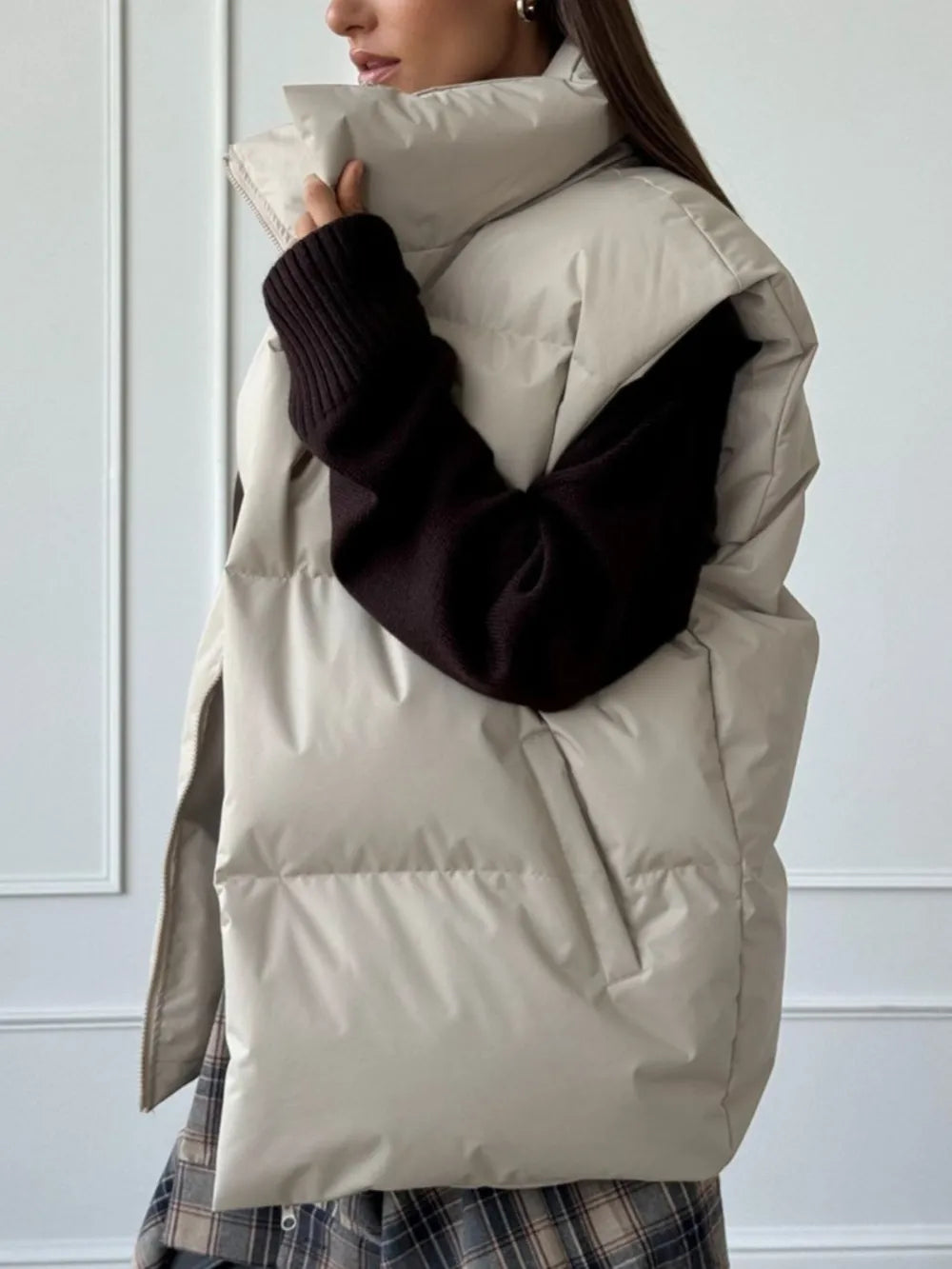 Chaleco acolchado cuello alto
