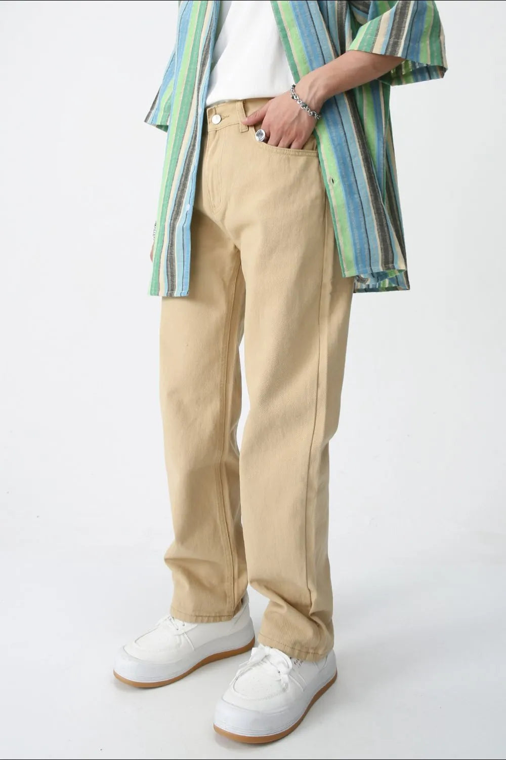 Pantalón mid-rise bolsillos