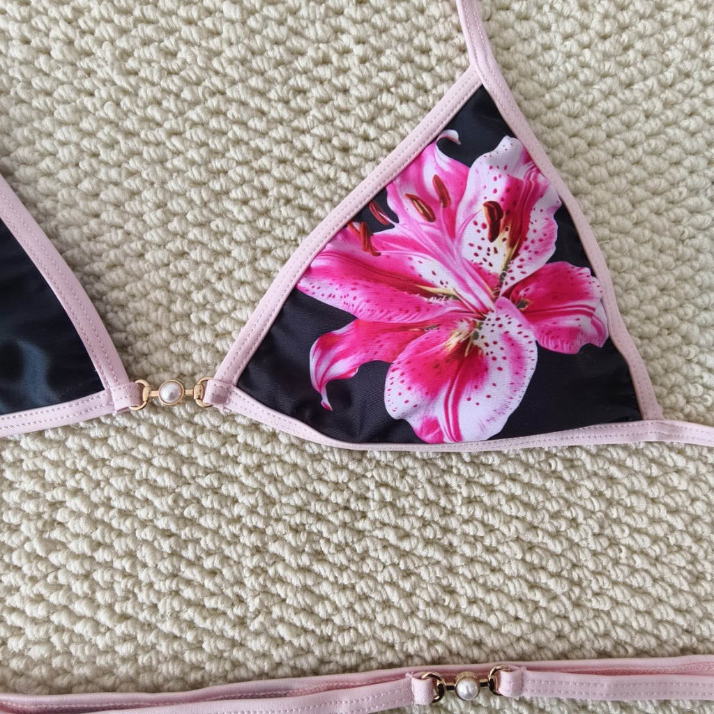 Bikini triángulo floral