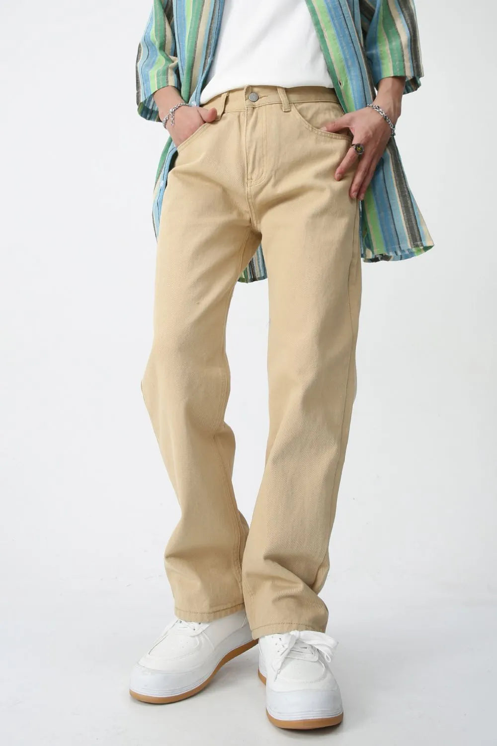 Pantalón mid-rise bolsillos