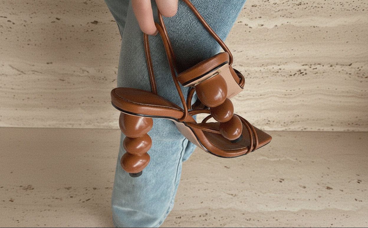 Sandalia tacón esfera