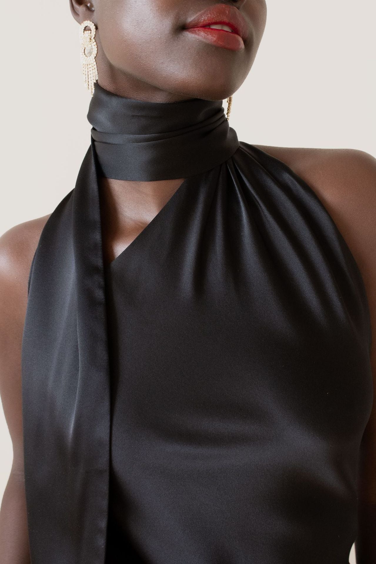 Vestido corto satén