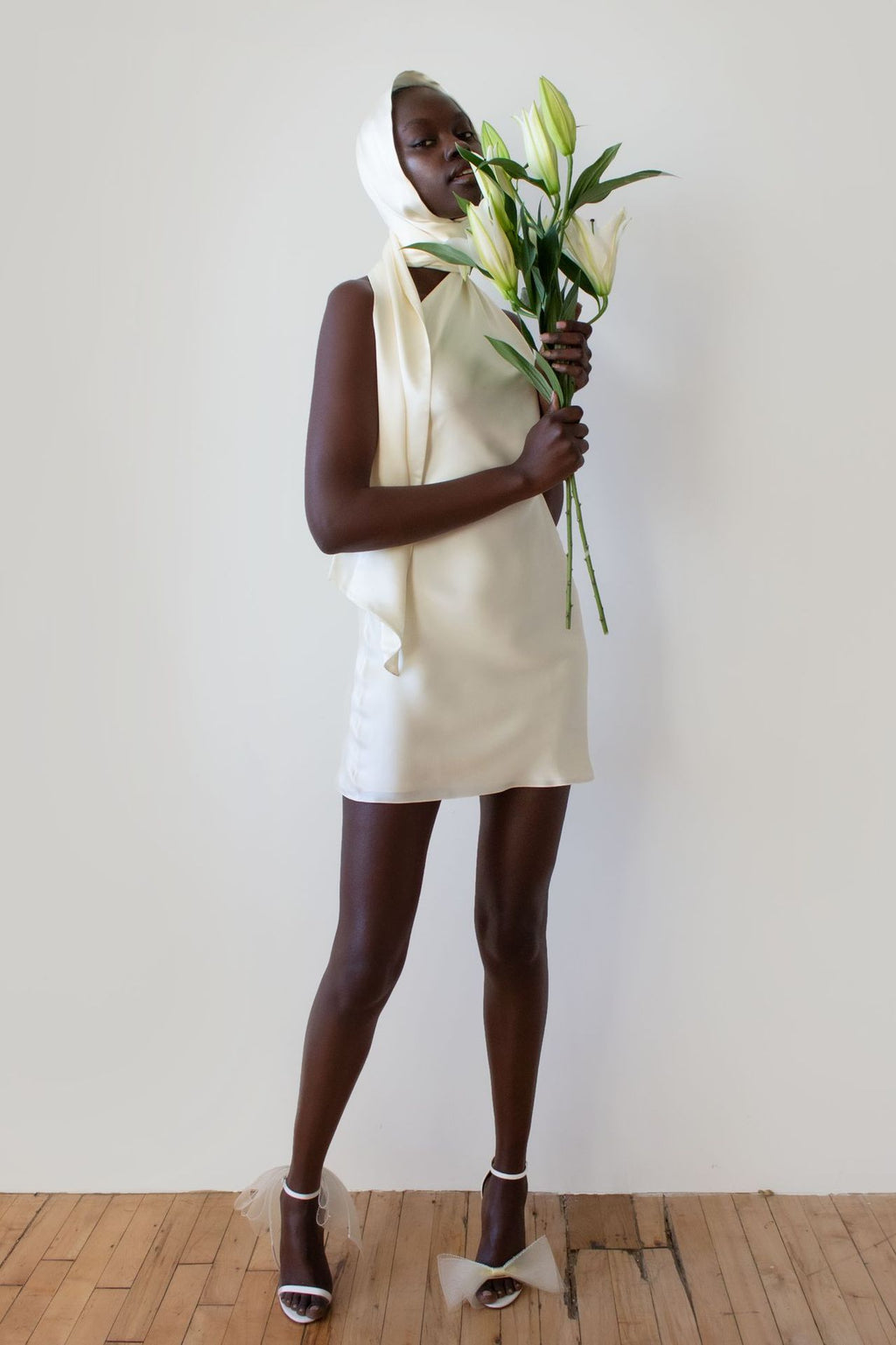 Vestido corto satén