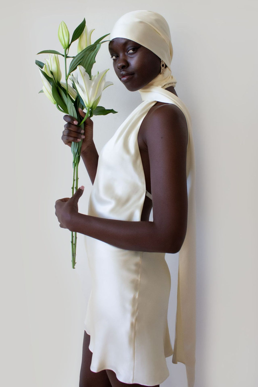 Vestido corto satén